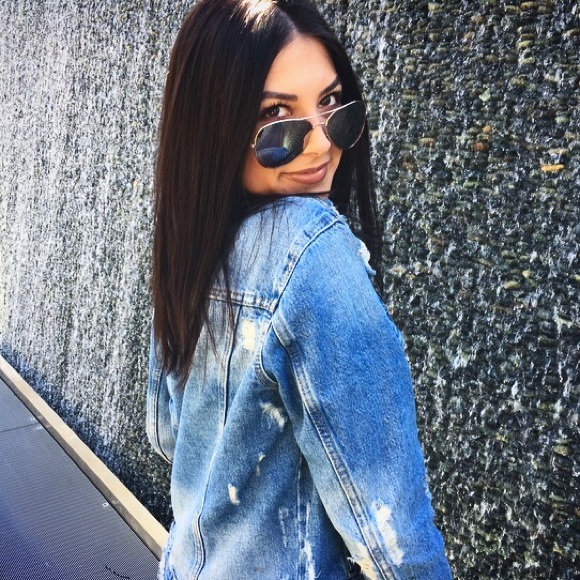 Meet your Posher, Audrey-renee - Picture 1 of 1